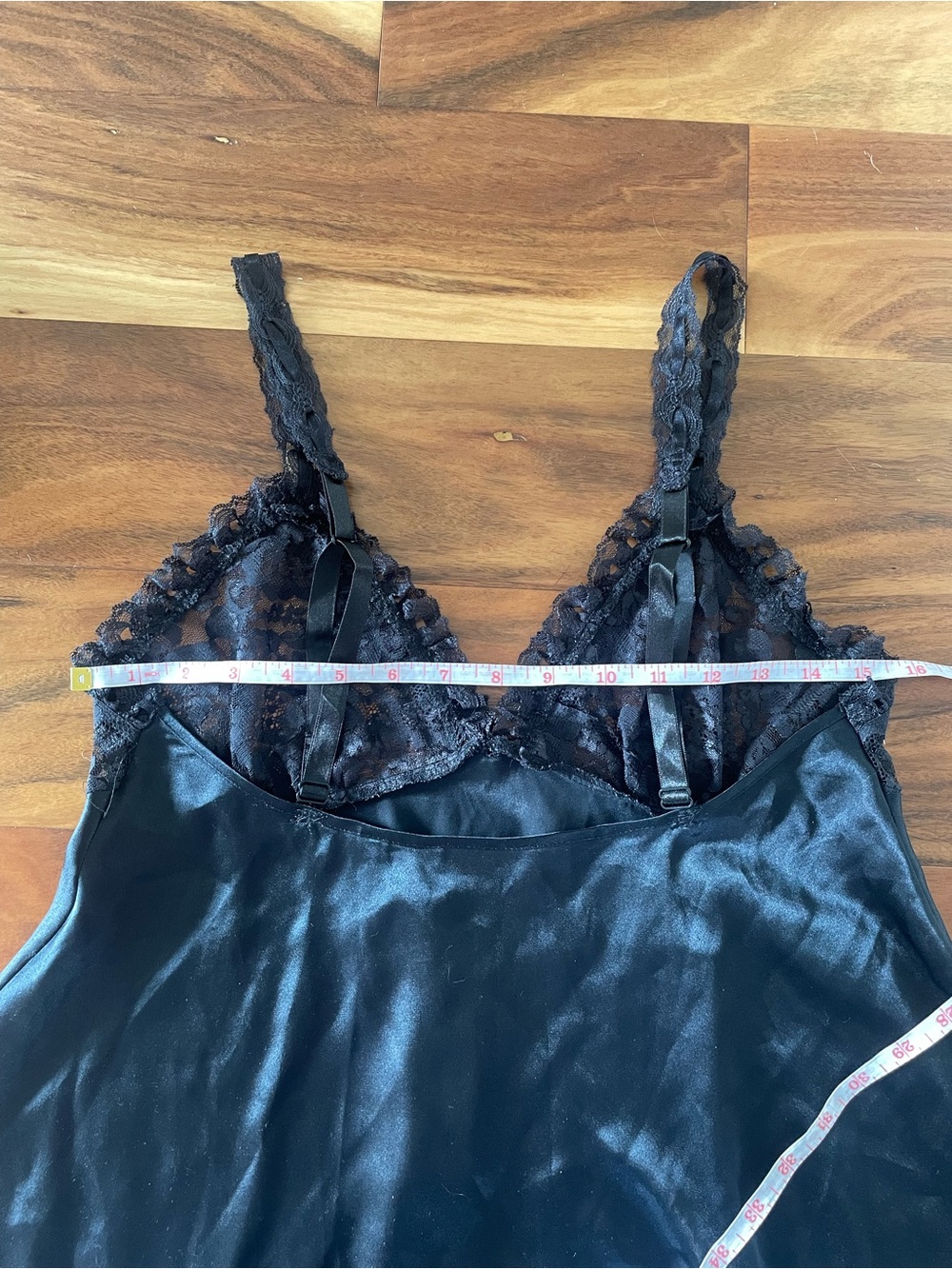 90’s Victoria's Secret Black Lace-Trim Satin Chemise - Picture 5 of 6